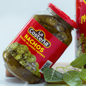 Nachos pickled jalapeno peppers